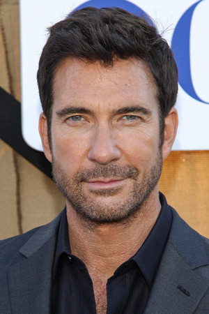 Dylan McDermott photo