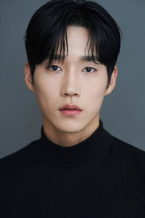 Photo of Kwak Geon-hee from the Latest Netflix gallery