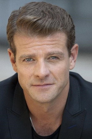 Iván Kamarás photo