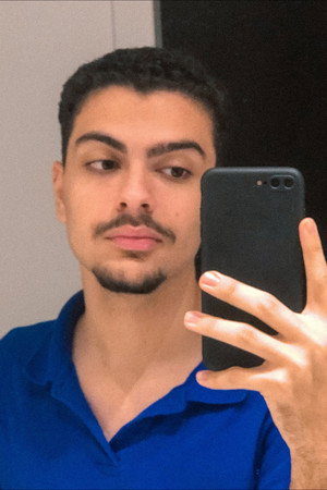 Photo of Raul Menezes from the Latest Netflix gallery