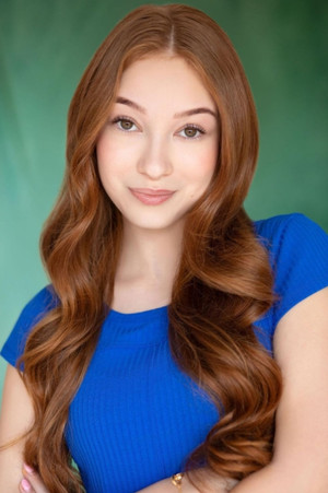 Photo of Caroline Elle Abrams from the Latest Netflix gallery
