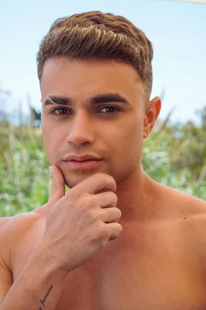 Photo of Paixao from the Latest Netflix gallery