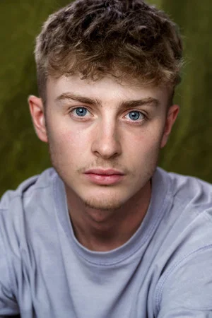 Photo of Sam Locke from the Latest Netflix gallery