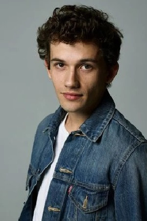 Photo of Eli Brown from the Latest Netflix gallery