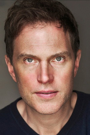 Daniel Lapaine photo