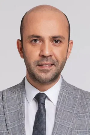Sarp Akkaya photo