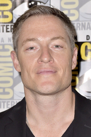 Tahmoh Penikett photo