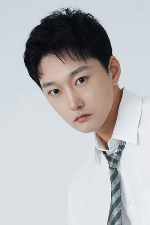 Photo of Li Zhuoyang from the Latest Netflix gallery