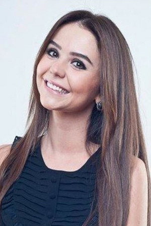 Photo of Cansu Diktaş from the Latest Netflix gallery