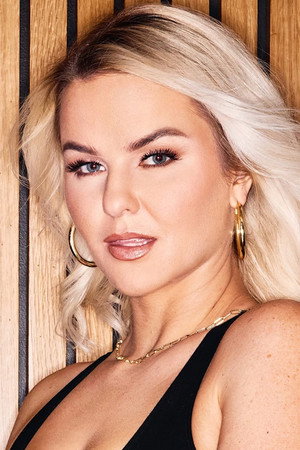 Photo of Corina Taylor from the Latest Netflix gallery