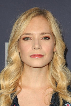 Caitlin Mehner photo