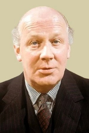 William Mervyn photo