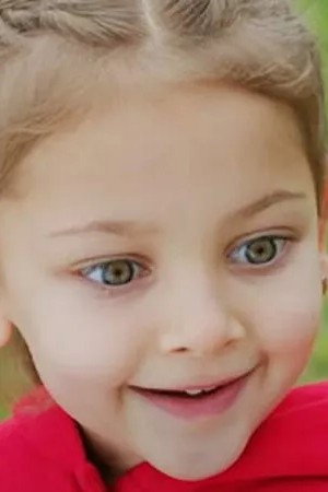 Gece Işık Demirel photo