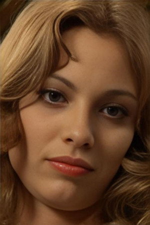 Photo of Dawn Cummings from the Latest Netflix gallery