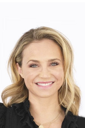 Photo of Fiona Gubelmann from the Latest Netflix gallery