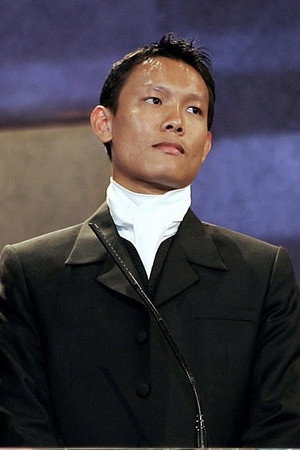 Photo of Sakda Kaewbuadee from the Latest Netflix gallery