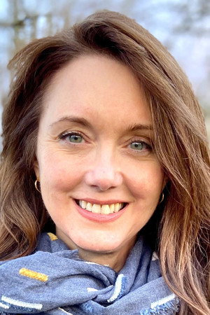 Julia Campbell photo