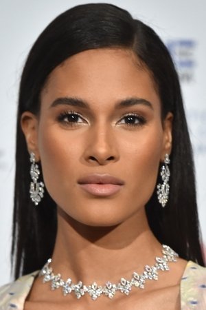 Cindy Bruna photo