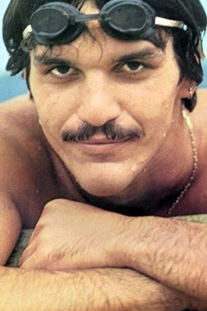 Photo of Rômulo Arantes from the Latest Netflix gallery