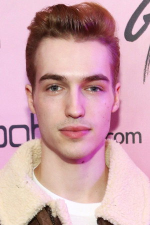 Photo of Trevor Stines from the Latest Netflix gallery