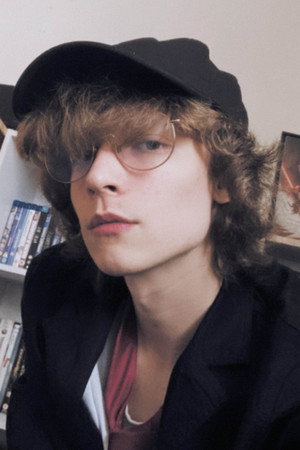Photo of George Williams from the Latest Netflix gallery