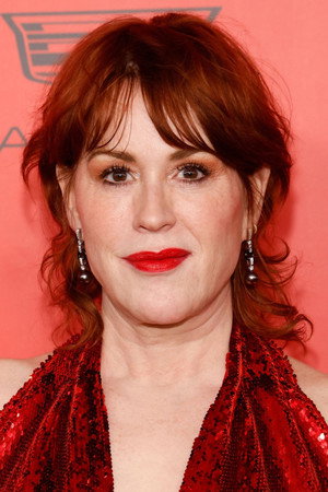 Molly Ringwald photo