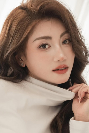 Photo of Gloria Wong Yung from the Latest Netflix gallery