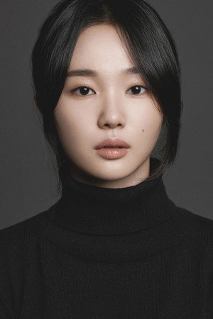 Photo of Oh Yu-jin from the Latest Netflix gallery