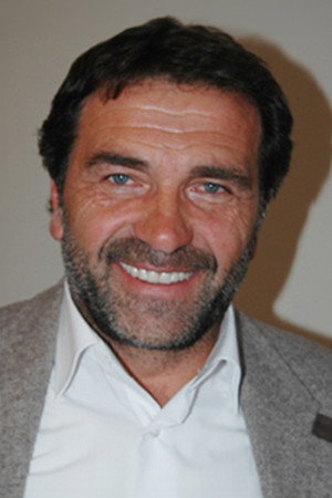 Photo of Ümit Acar from the Latest Netflix gallery