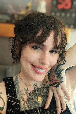 Photo of Kate Welch from the Latest Netflix gallery