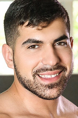 Photo of Damien Stone from the Latest Netflix gallery