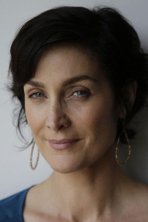 Carrie-Anne Moss photo