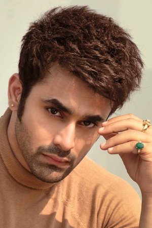 Pearl V Puri photo