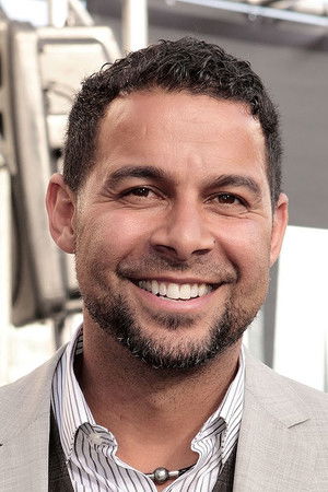 Jon Huertas photo