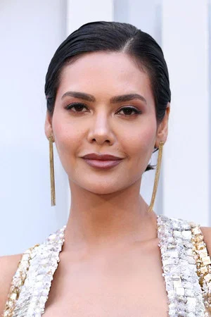 Photo of Esha Gupta from the Latest Netflix gallery