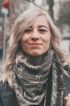 Photo of Amy Nelson from the Latest Netflix gallery