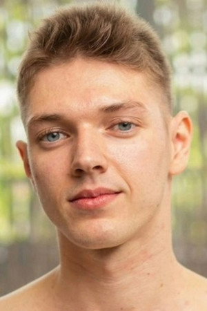 Photo of Hudson Malone from the Latest Netflix gallery