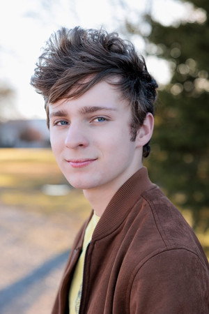 Photo of Matthew Carson from the Latest Netflix gallery