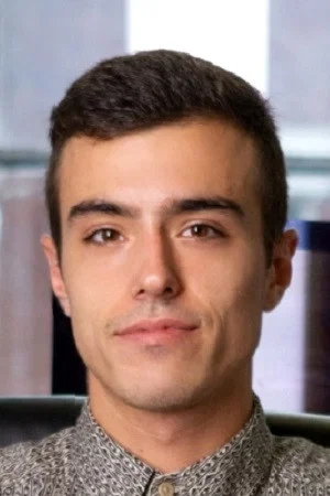 Photo of Sean Peek from the Latest Netflix gallery