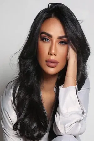 Lubna Abdulaziz photo