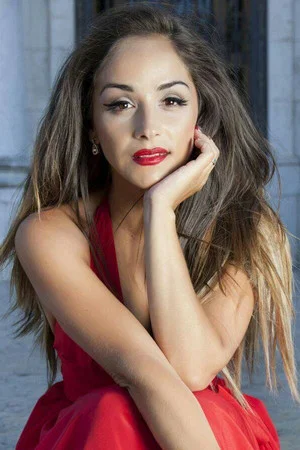 Photo of Vanessa Silva from the Latest Netflix gallery
