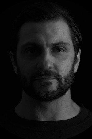 Photo of Vincente DiSanti from the Latest Netflix gallery