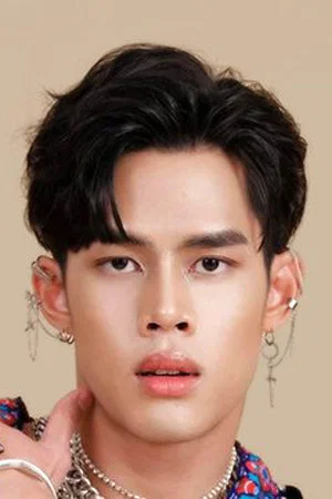 Photo of Kamonpop Kaewdiao from the Latest Netflix gallery