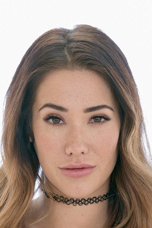 Photo of Eva Lovia from the Latest Netflix gallery
