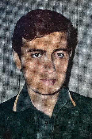 Photo of Özden Çelik from the Latest Netflix gallery