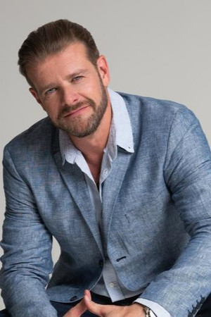 Iván Kamarás photo