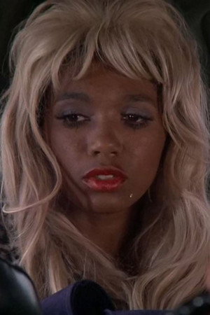 Photo of Lauren Jones from the Latest Netflix gallery