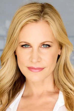 Photo of Lisa Datz from the Latest Netflix gallery