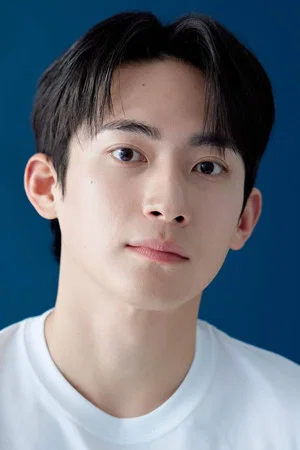 Photo of Jung Myeong-cheol from the Latest Netflix gallery