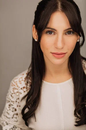Photo of Tara Rose Schreiber from the Latest Netflix gallery